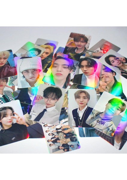 17 Fotoselli Kpop 17 Fotoselli Holo Etkisi ile 50 Ade (Yurt Dışından) fırsatları