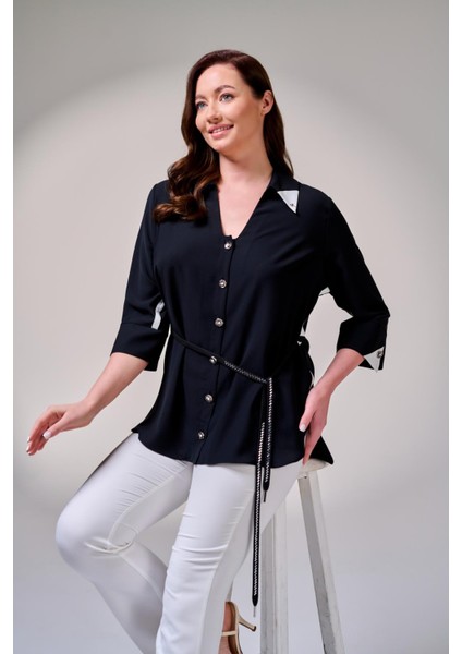 Büyük Beden Yaka Da Aksesuar Detaylı ve Kendinden Kemerli Gömlek modelleri