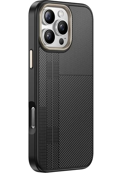 Apple Iphone 16 Pro Max Kılıf Magsafe Şarj Özellikli Karbon Fiber Görünüm Kamera Yükselti Korumalı Antina Kapak