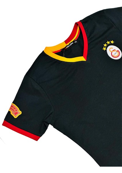 Lisanslı Siyah Basic Çocuk T-Shirt Gs Aslan Baskılı Hediyelik Ahşap Kutulu fırsatları