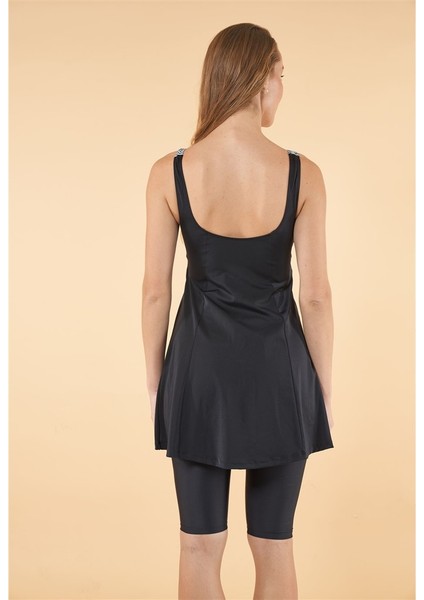 Göğsü Kaplı Empirme Şortlu Mayo Taytkini