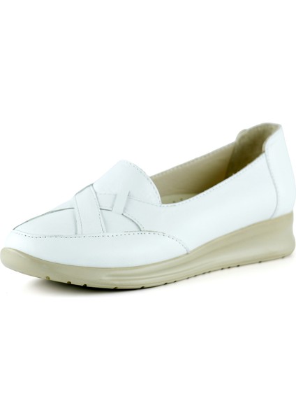 Mammina Beyaz Deri Çapraz Bant Detaylı Slip-On Günlük Ayakkabı