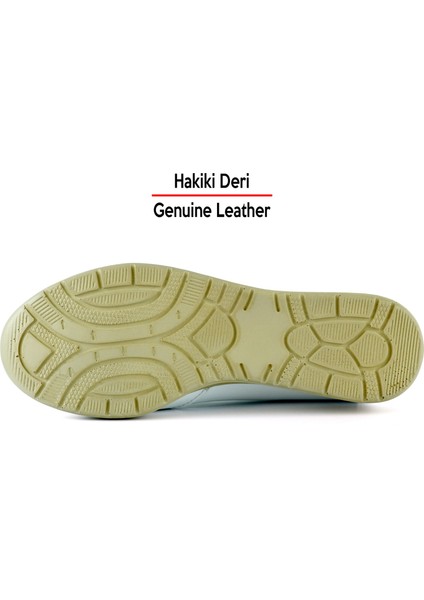 Mammina Beyaz Deri Çapraz Bant Detaylı Slip-On Günlük Ayakkabı
