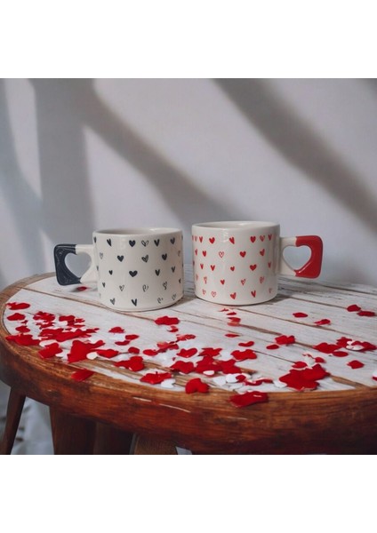 4'lü Siyah Kırmızı Minik Kalpler Çizimli El Yapımı Doğal Seramik Kalp Kupa / Mug - Çay & Kahve Fincanı