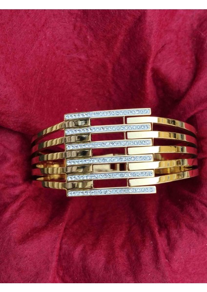 Kaburga Model Kelepçe