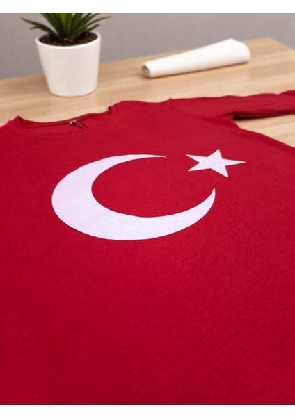 Türk Bayraklı (Ay Yıldız) Baskılı Kırmızı Uzun Kollu Unisex Çocuk Tişörtü (T-Shirt) fiyatları