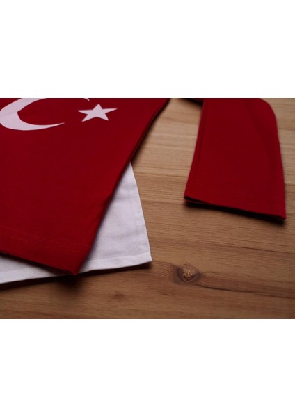 Türk Bayraklı (Ay Yıldız) Baskılı Kırmızı Uzun Kollu Unisex Çocuk Tişörtü (T-Shirt) fırsatları