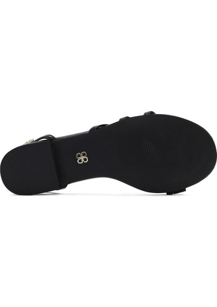 Kadın Siyah Bilekten Tokalı Taşlı Sandalet 25SFE481132 fırsatları