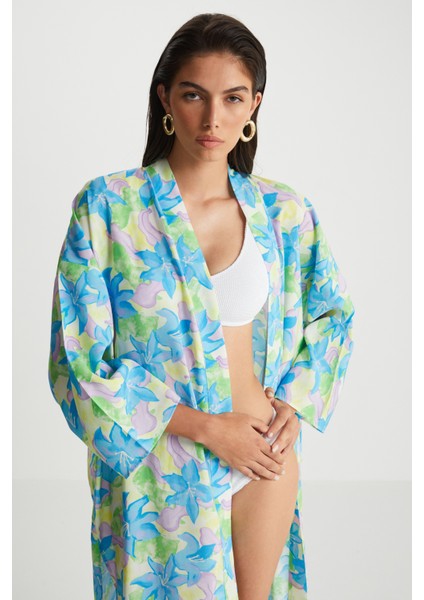 Çiçek Desenli Kimono