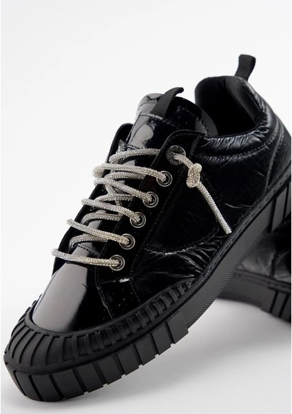 Krıste Bell 03 Rugan Siyah Paraşüt Kumaş Deri Taşlı Bağcıklı Sneaker Kadın Spor Ayakkabı