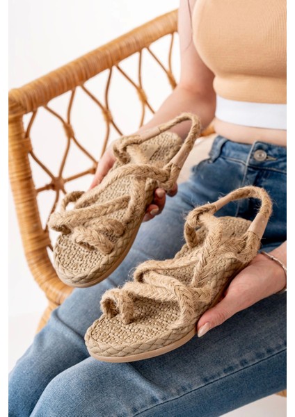 402 Bej Hasır Kadın Sandalet fiyatları