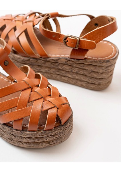 684-02 Taba Ortopedik Deri Dolgu Kadın Sandalet indirimleri