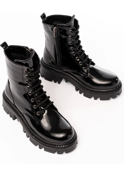 868-356 Siyah Rugan Bağcıklı Fermuarlı Günlük Kadın Bot modelleri