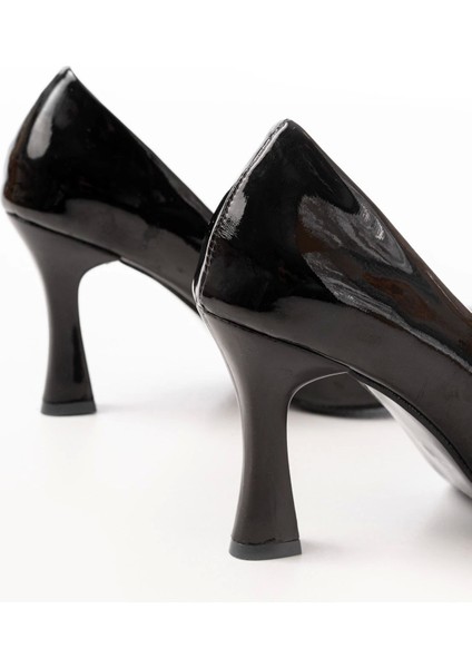 ST-001 Siyah Rugan Günlük 9 cm Topuklu Bayan Stiletto Ayakkabı fırsatları