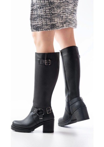 767-3005 Siyah Toka Aksesuarlı Fermuarlı Günlük Kalın Topuklu Kadın Bot fiyatları