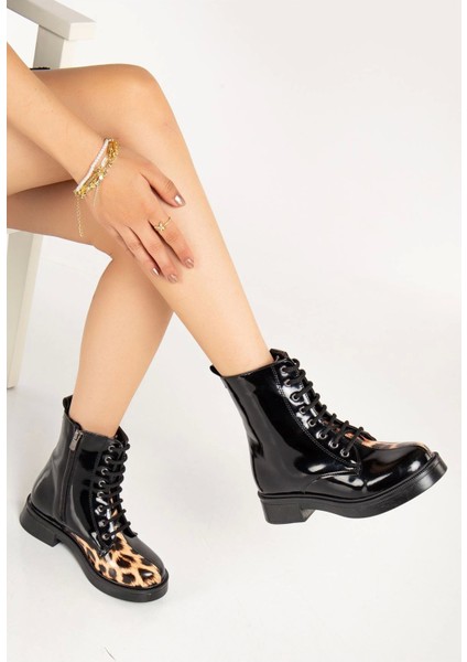 02-3055 Siyah Rugan Leopar Bağcıklı Fermuarlı Günlük Kadın Bot fiyatları