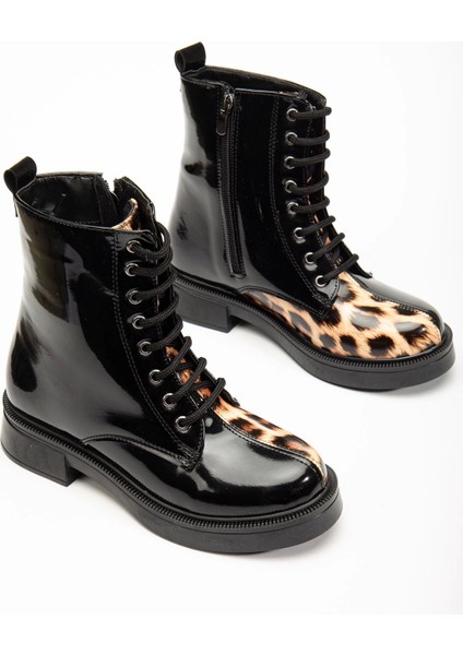 02-3055 Siyah Rugan Leopar Bağcıklı Fermuarlı Günlük Kadın Bot modelleri