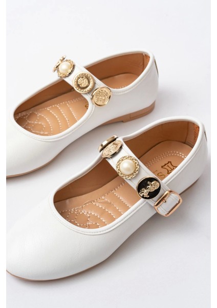 İNF-6363 Beyaz Baret Tokalı Günlük Bayan Ayakkabı fırsatları