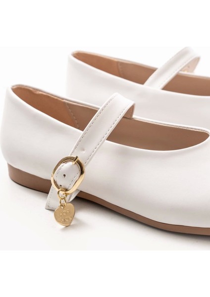 İNF-324 Beyaz Baretli Tokalı Günlük Kadın Babet fırsatları