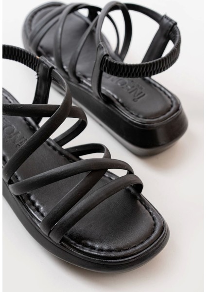 841-841 Siyah Lastikli Günlük Kadın Sandalet modelleri