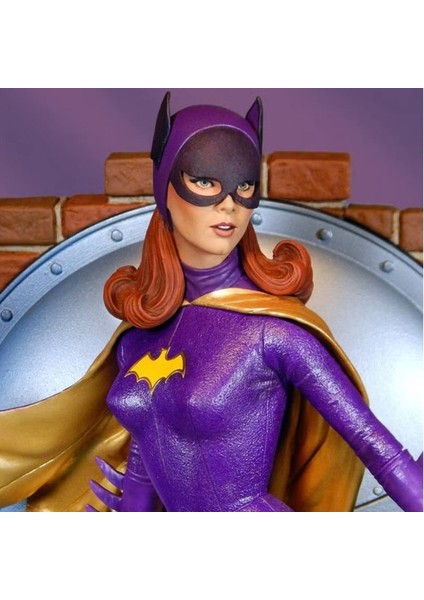 Batman Signature Series Batgirl Maquette Statue By Tweeterhead