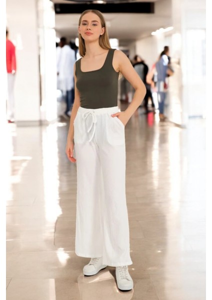 Yazlık Rahat Kesim Şık Kadın Pantolon