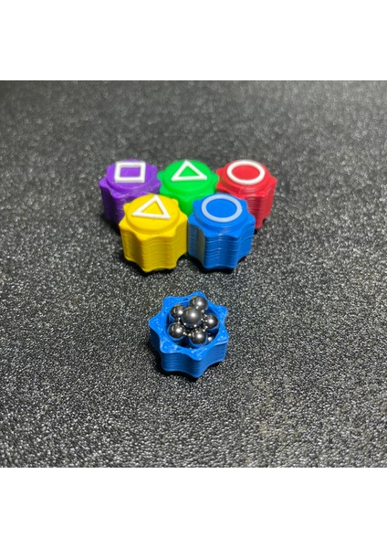 Squid Game Taş Devirme Oyunu ve 5 Taş Oyunu Bir Arada ve Taşlı Model