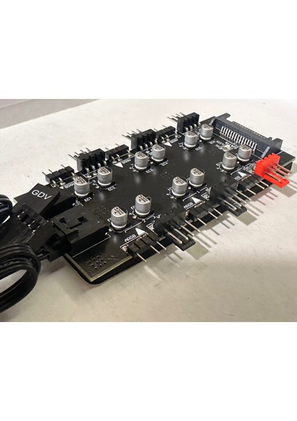 6 Port Rgb Fan Çoğaltıcı 12 Volt 4 Pin Pwm 5 Volt 3 Pin Argb Sata Güç Destekli Argb Fan Çoğaltıcı