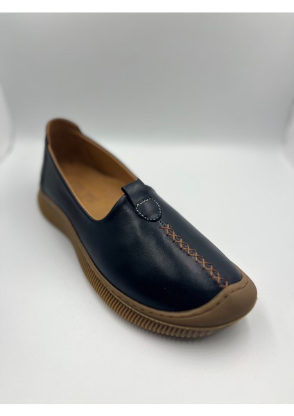 Kundura Özel Taban Deri Günlük Bayan Ayakkabı