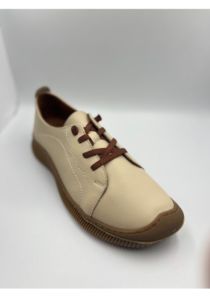 Kundura Özel Taban Deri Günlük Bayan Ayakkabı
