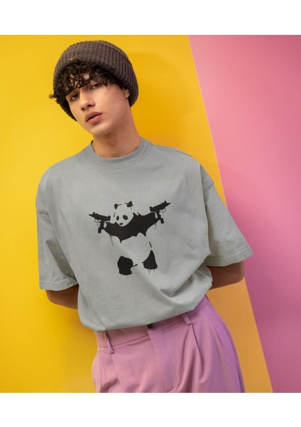 Silahlı Panda Baskılı Oversize Erkek Tişört
