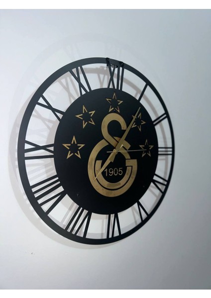 Yeni Modern Roma Rakamlı Galatasaray 5 Yıldızlı Metal Duvar Saati Sessiz Akar Salon Ev Ofis Hediye