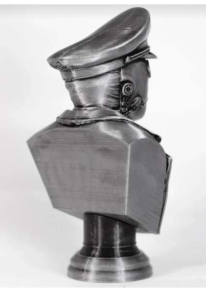 Karl Ruprect Kroenen Büst Figür 15 cm Hellboy