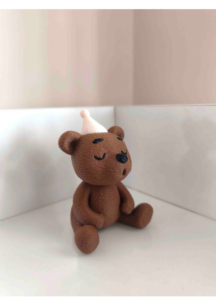 Şapkalı Mum Üfleyen Ayıcık 10CM Figürü