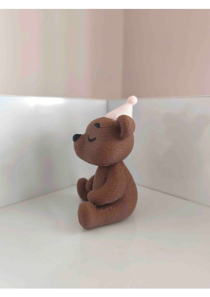 Şapkalı Mum Üfleyen Ayıcık 10CM Figürü
