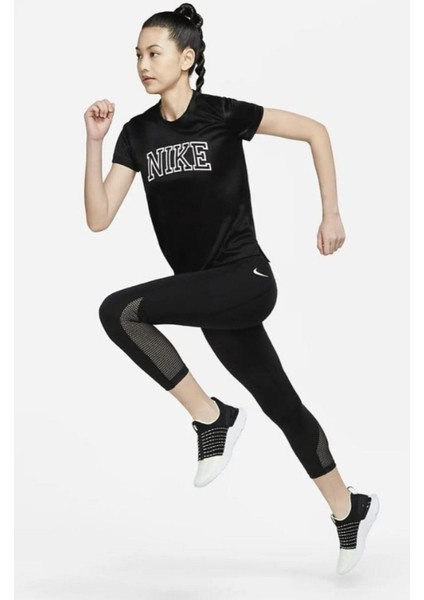 Dri-Fit Swoosh Graphic Kadın Siyah T-Shirt fırsatları