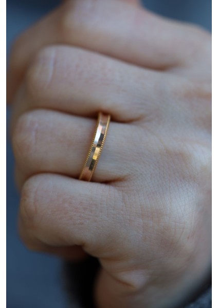 14 Ayar Altın Ajda Yüzük