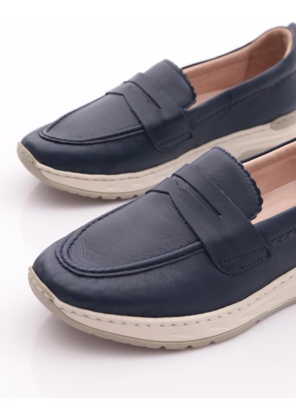 P48 Kadin Şeritli Comfort Ayakkabi