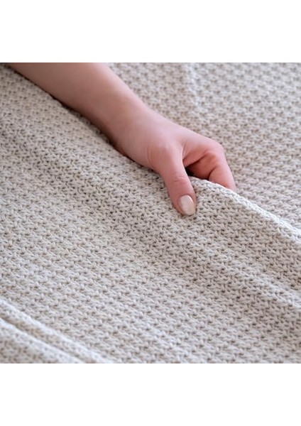 Yumuşak Örgü Battaniye Oeko-Tex Sertifikalı, Nefes Alabilir, Her Mevsim Için Çok Yönlü Örtü Meggie 200 x 220 cm (Bej)