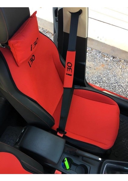 Hyundai I30 Nakışlı Ön Ikili Oto Koltuk Minderi 2 Adet Boyun Yastığı 2 Adet Kemer Pedi Kırmızı