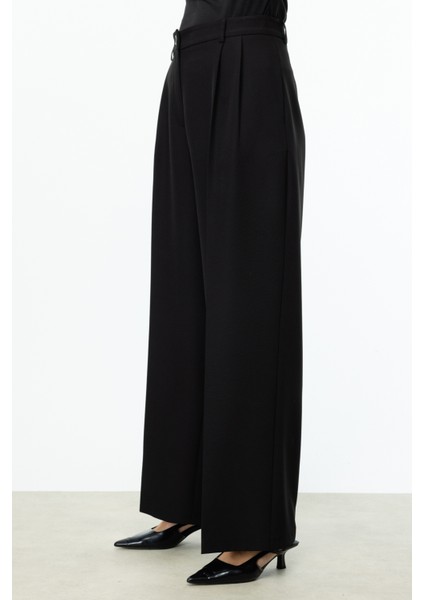 On Fashıon 25Y.ON.PNT.54147.01 Pantolon modelleri