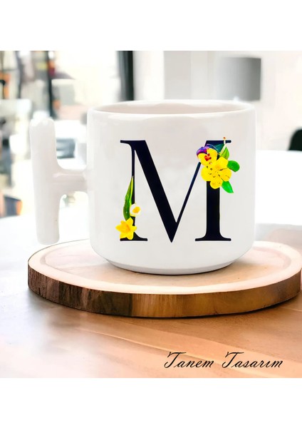 Çiçekli Harf Tasarımlı - T Kulp Kupa