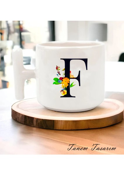 Çiçekli Harf Tasarımlı - T Kulp Kupa
