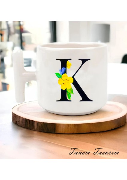 Çiçekli Harf Tasarımlı - T Kulp Kupa