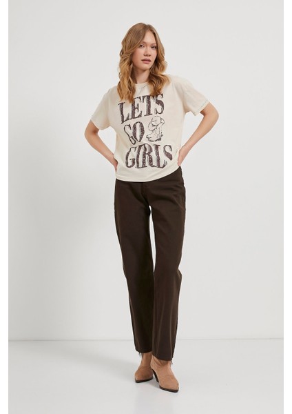 Armalıfe 1786 Western Baskılı Trok Detaylı Bis Yaka Kadın T-Shırt modelleri