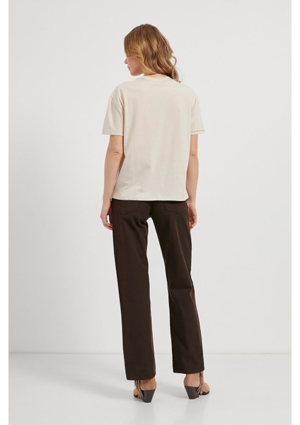 Armalıfe 1786 Western Baskılı Trok Detaylı Bis Yaka Kadın T-Shırt indirimleri