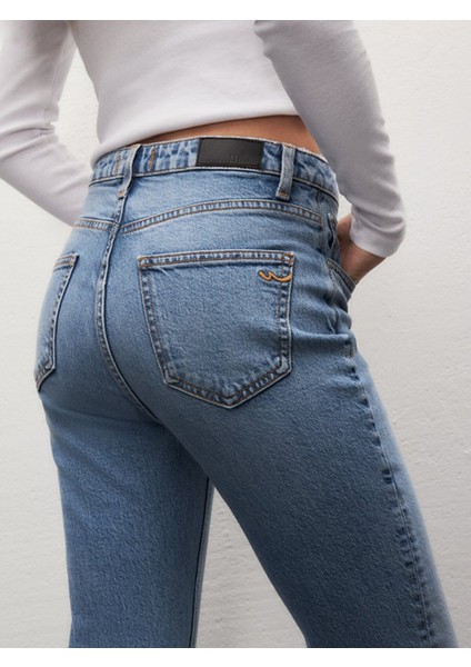 Kadın Betıana X Düz Paça Yüksek Bel Jean Pantolon indirimleri