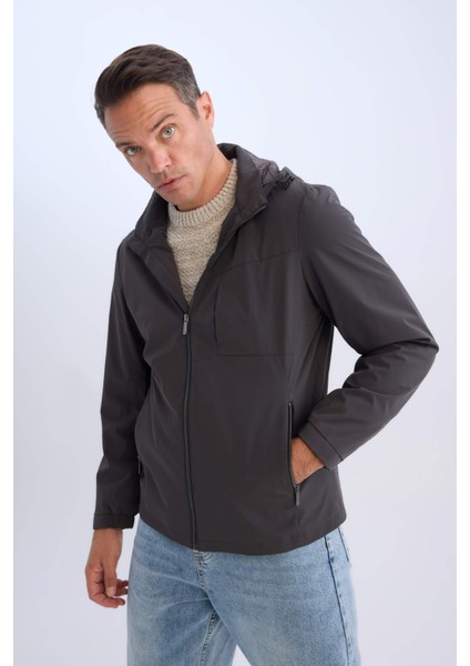 Slim Fit Dar Kesim Kapüşonlu Astarlı Fermuarlı Cepli Mevsimlik Mont D7451AX25SP