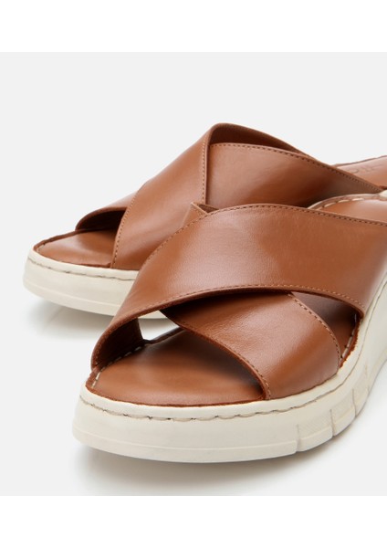 01TEH307120A370 KADIN Deri Taba Comfort Terlik modelleri