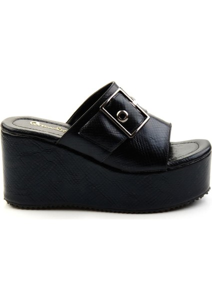 Siyah Kadın Terlik K04209230007